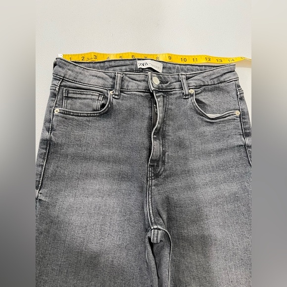 Zara gray semi-flared denim ripped knee pants with a zip bottom cut 6 - Picture 5 of 10